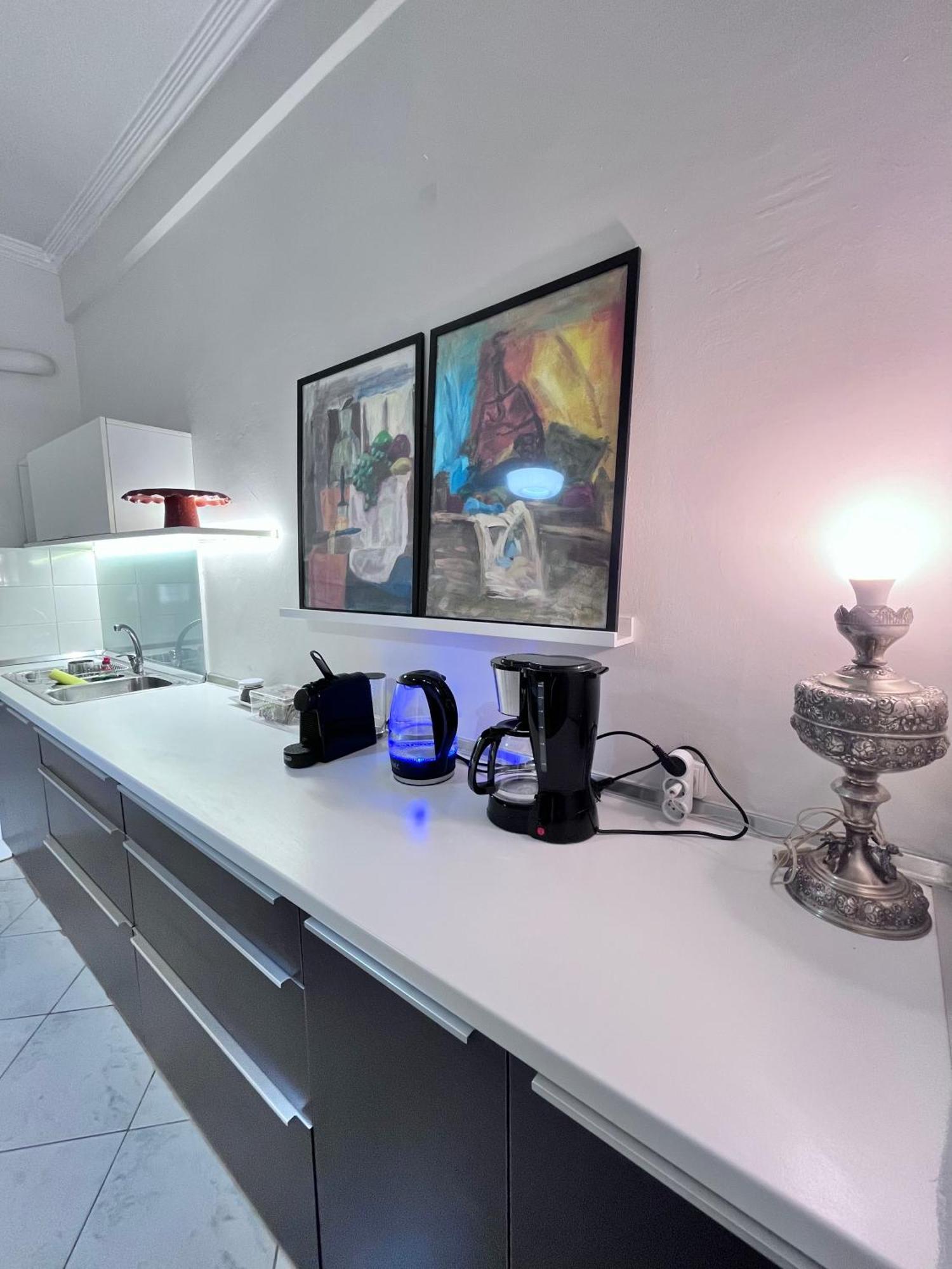 Central 7 - Stylish Apartment Komotini Zewnętrze zdjęcie